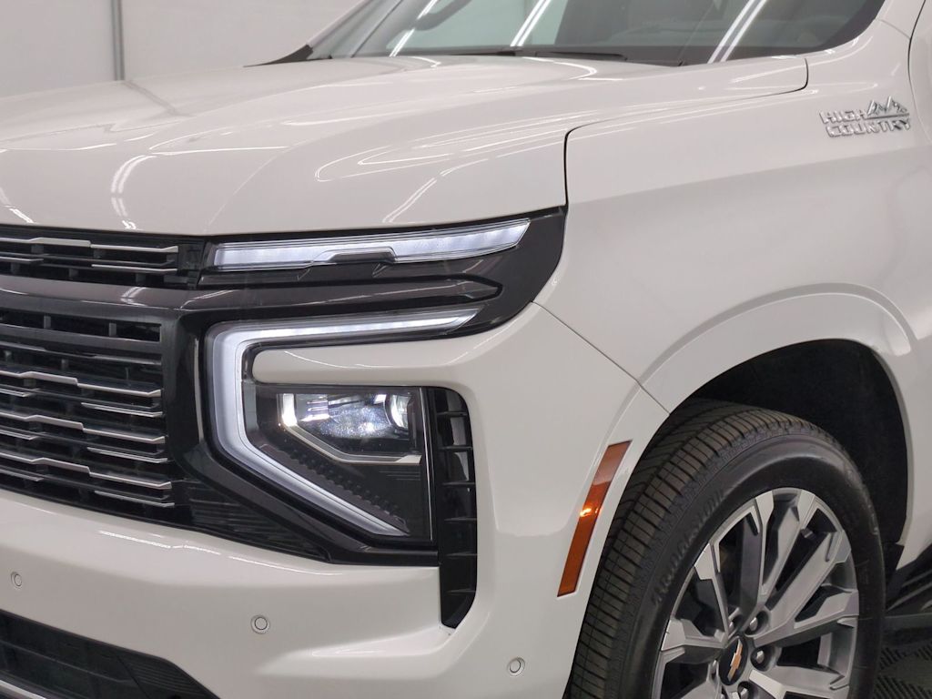 Thumbnail: 2025 Chevrolet Tahoe - 22