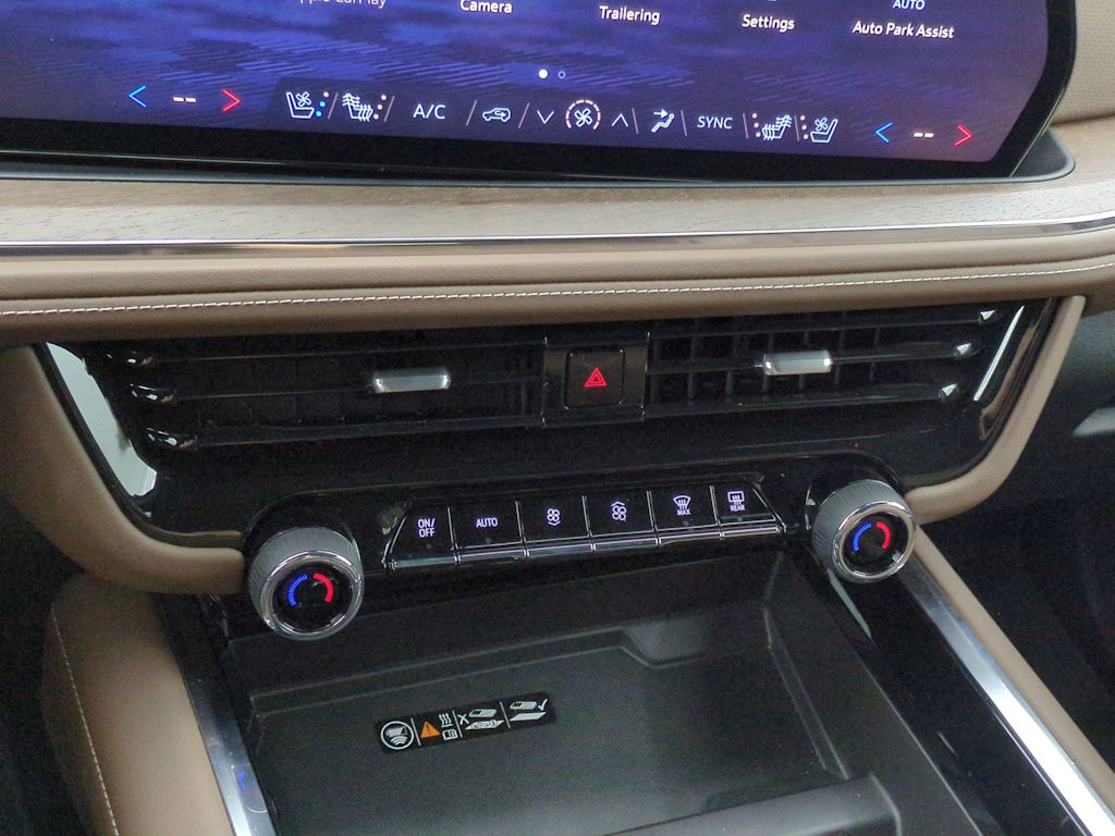 Thumbnail: 2025 Chevrolet Tahoe - 34