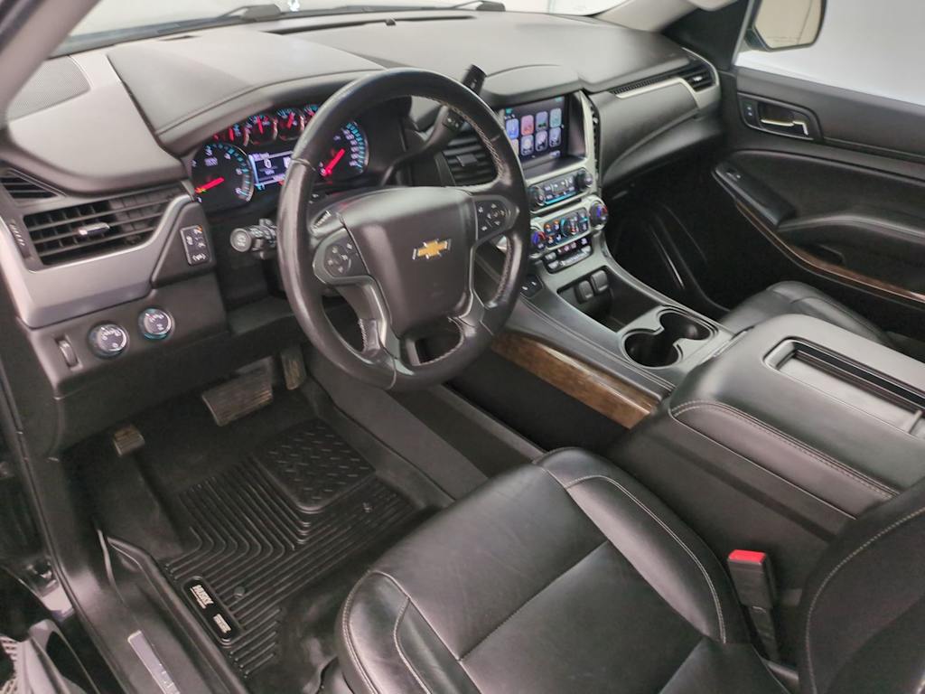 Thumbnail: 2019 Chevrolet Tahoe - 2