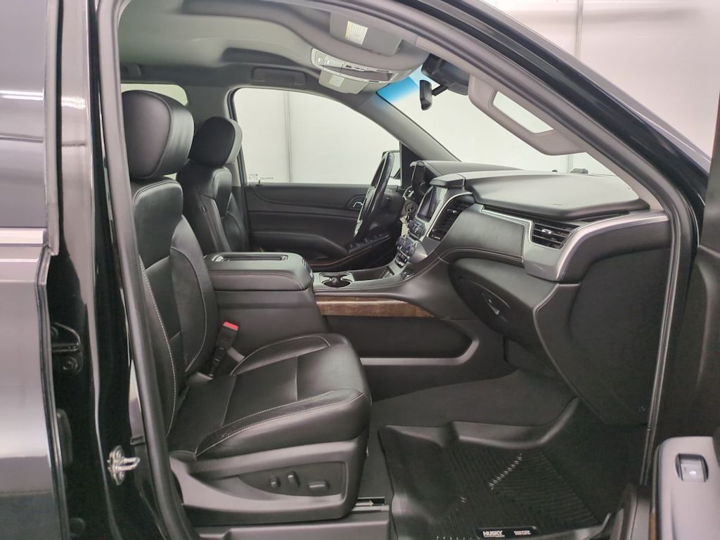 Thumbnail: 2019 Chevrolet Tahoe - 12