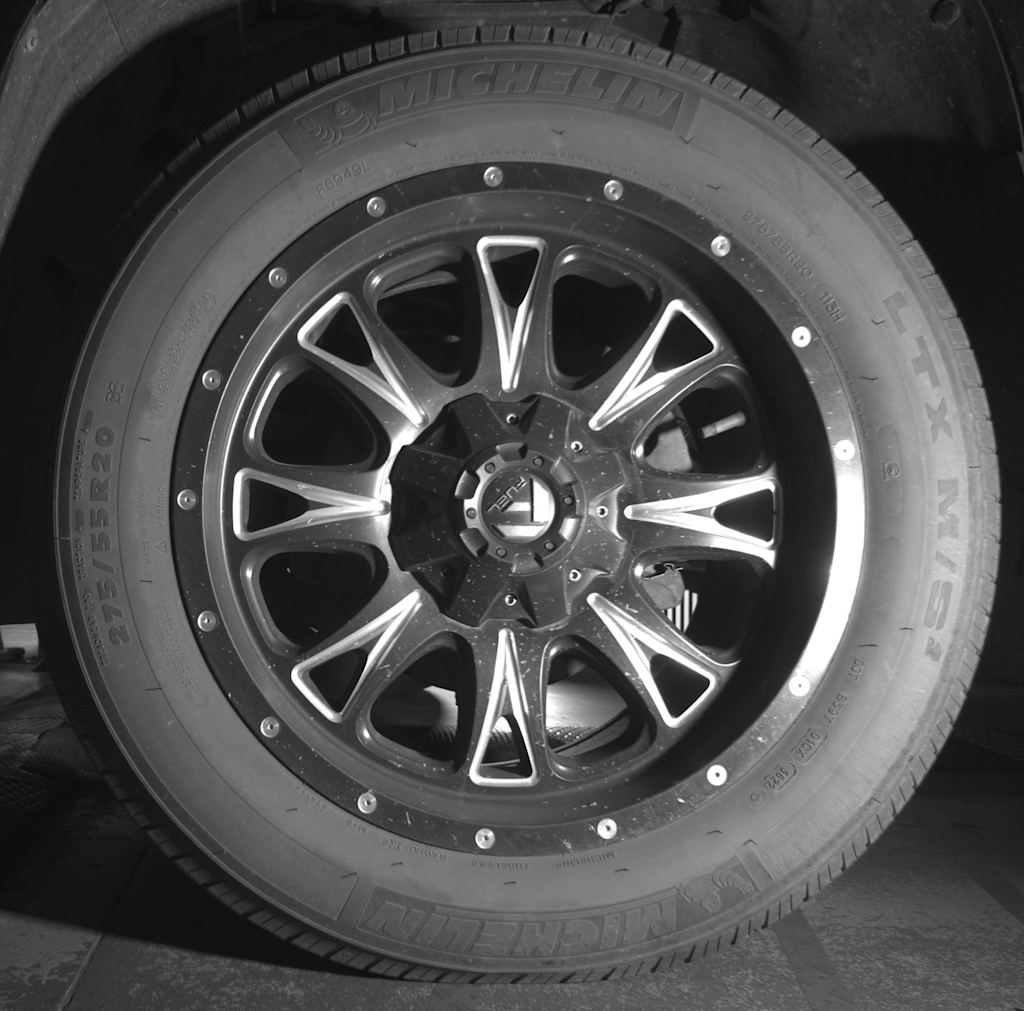 Thumbnail: 2014 Chevrolet Tahoe - 4