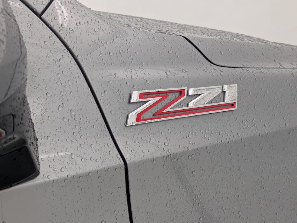 Thumbnail: 2024 Chevrolet Suburban - 24