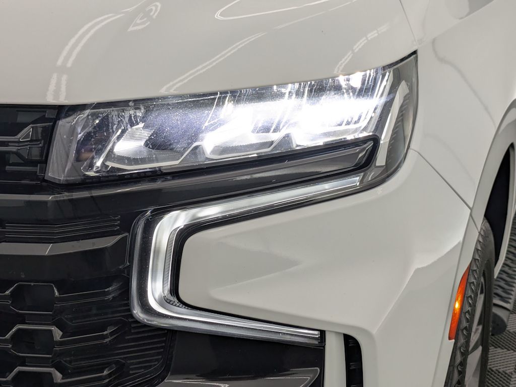 Thumbnail: 2024 Chevrolet Suburban - 23