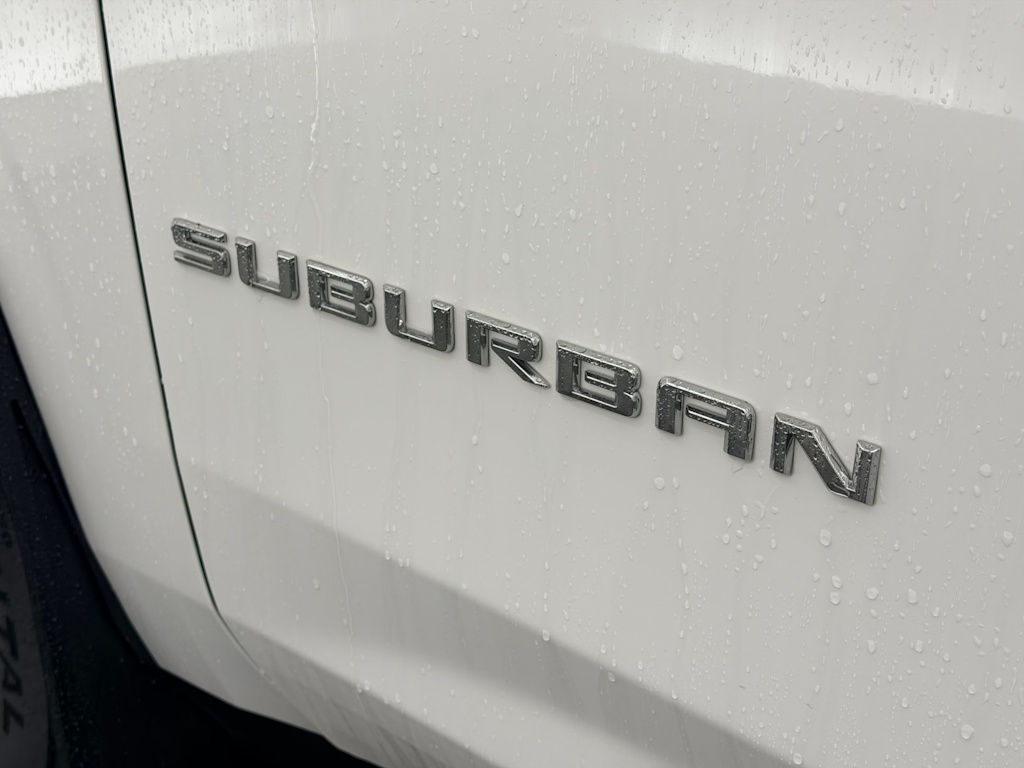 Thumbnail: 2024 Chevrolet Suburban - 7