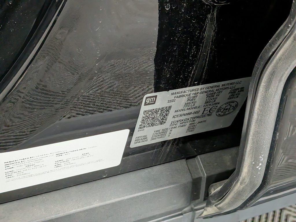 Thumbnail: 2023 Chevrolet Suburban - 18