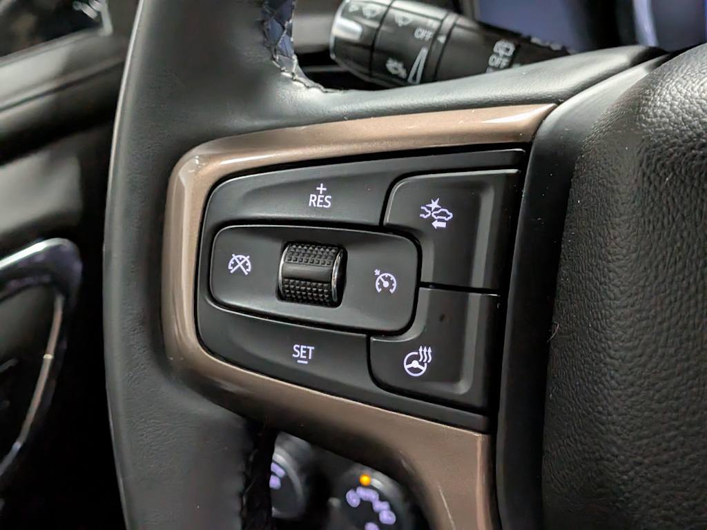 Thumbnail: 2023 Chevrolet Suburban - 30