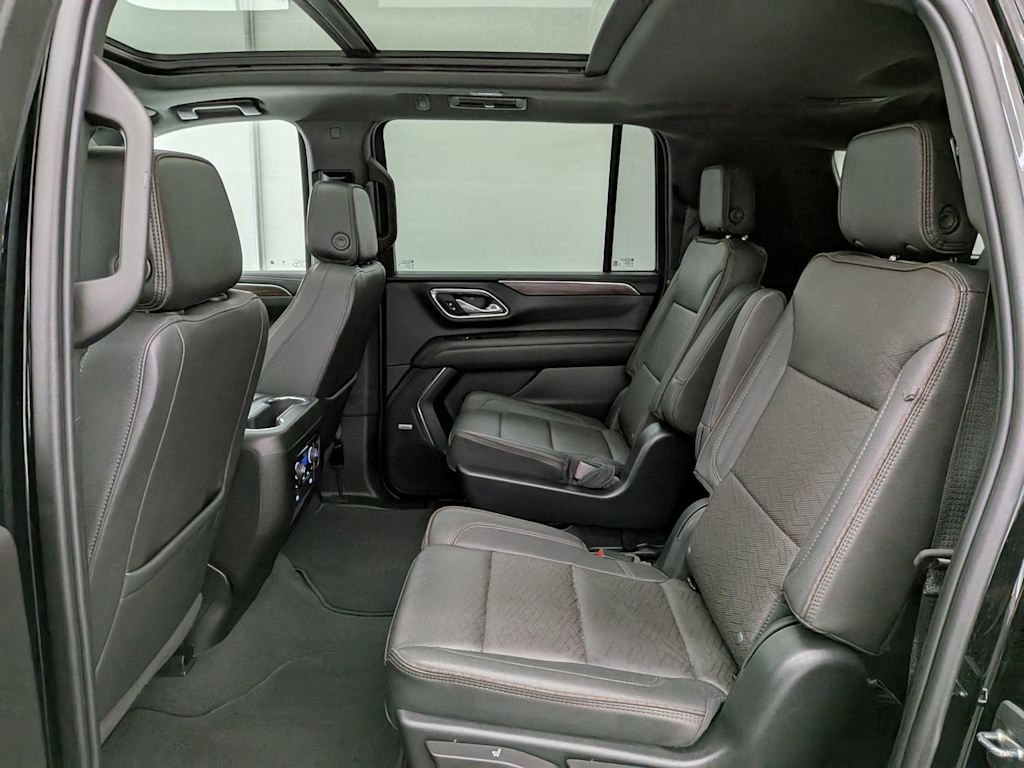 Thumbnail: 2023 Chevrolet Suburban - 28