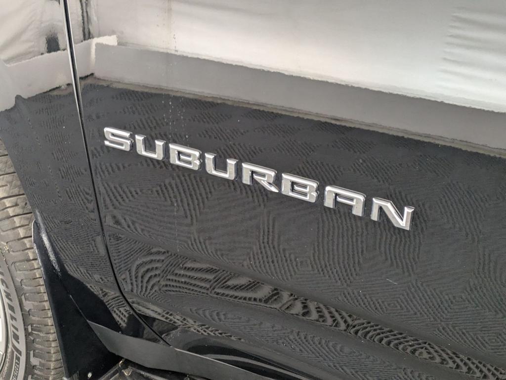 Thumbnail: 2024 Chevrolet Suburban - 6