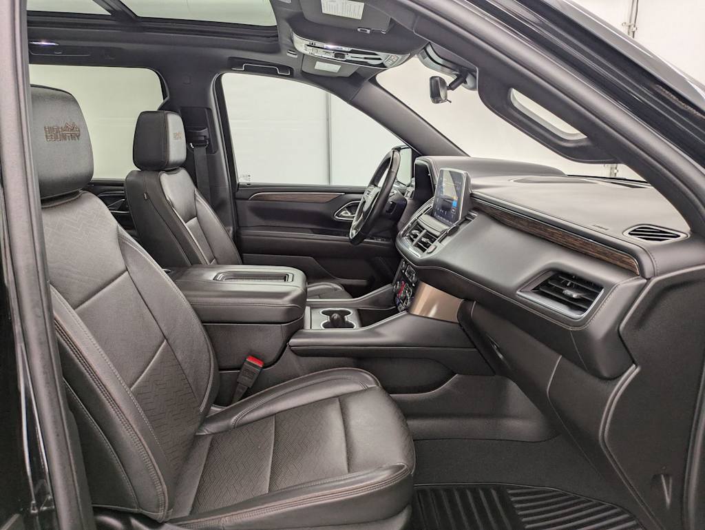 Thumbnail: 2024 Chevrolet Suburban - 11