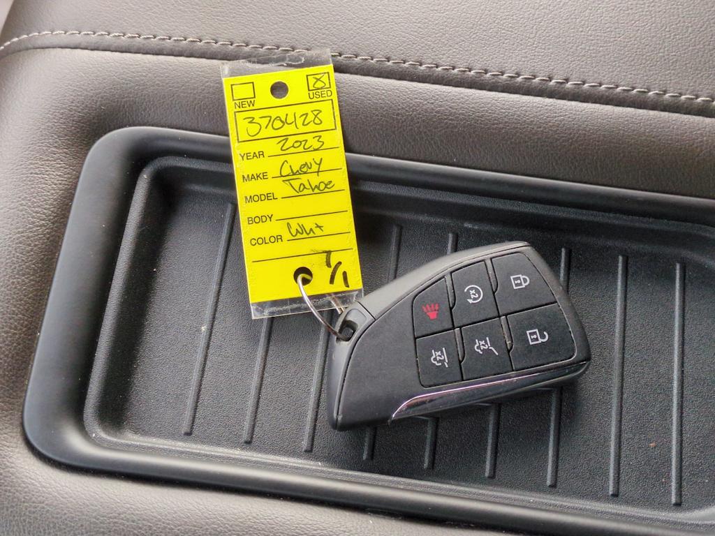 Thumbnail: 2023 Chevrolet Tahoe - 17