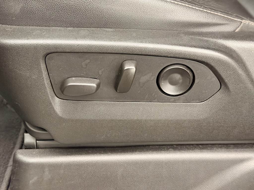 Thumbnail: 2021 Chevrolet Tahoe - 27