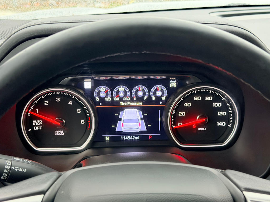 Thumbnail: 2021 Chevrolet Tahoe - 16