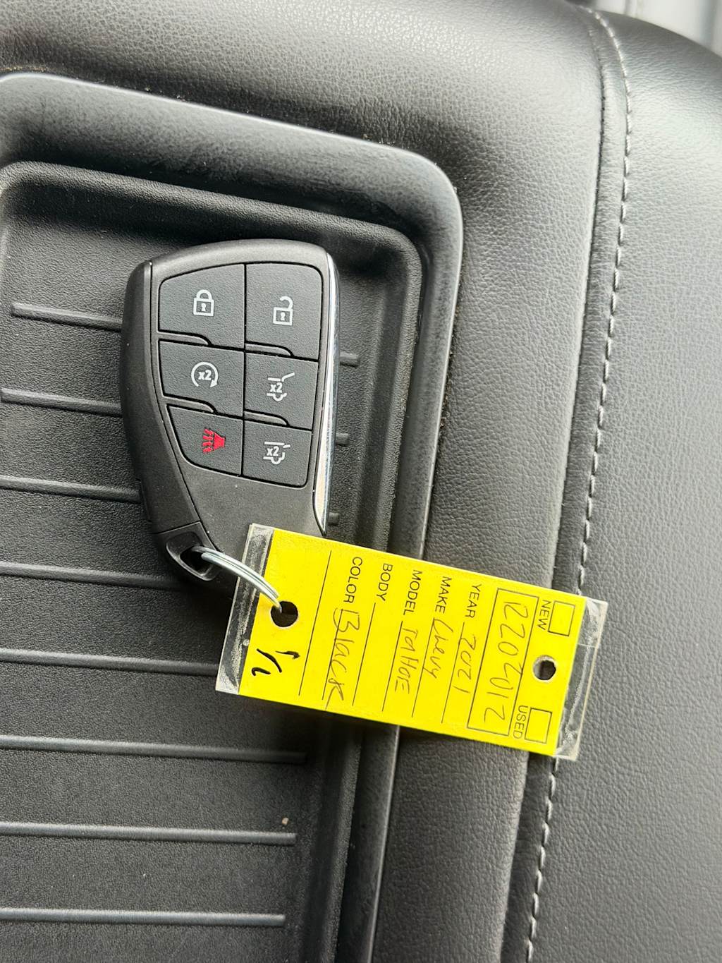 Thumbnail: 2021 Chevrolet Tahoe - 18