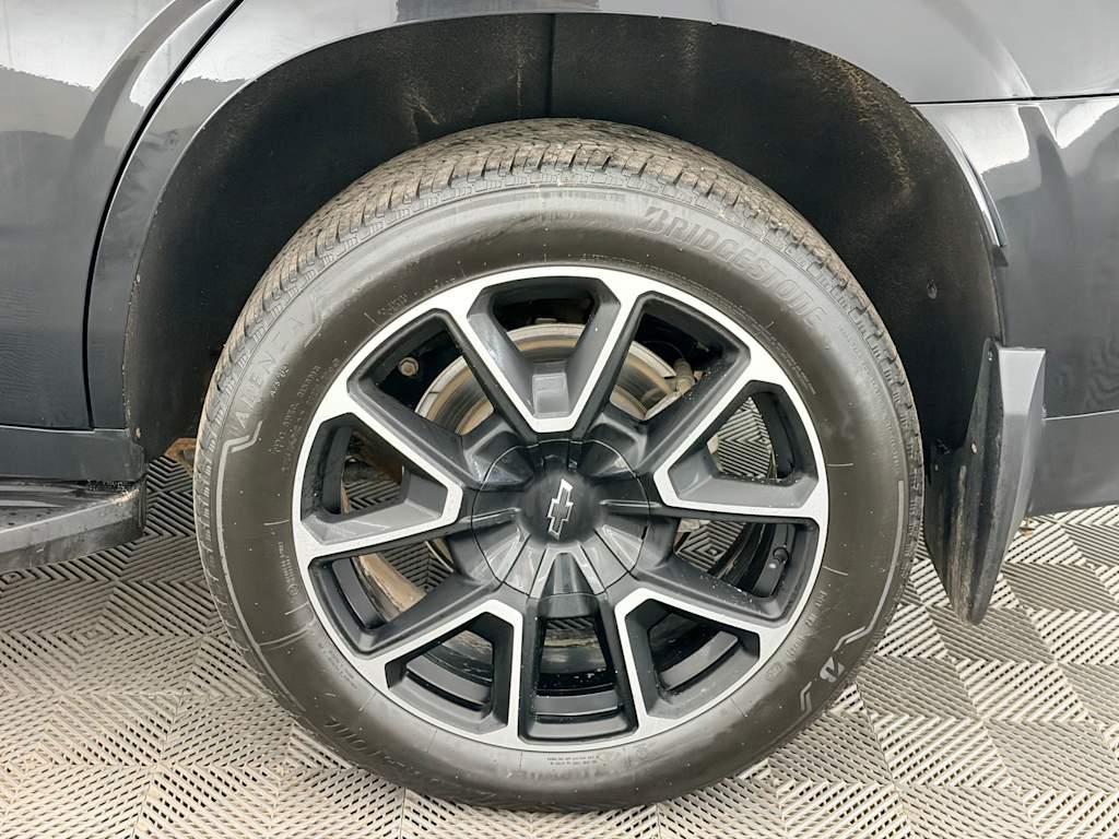 Thumbnail: 2024 Chevrolet Tahoe - 8