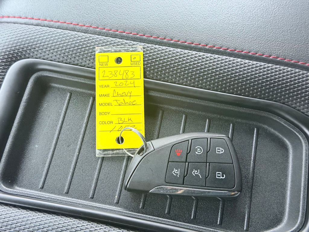 Thumbnail: 2024 Chevrolet Tahoe - 19