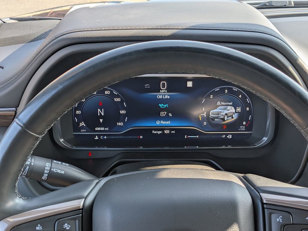 Thumbnail: 2023 Chevrolet Tahoe - 17