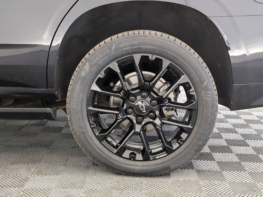 Thumbnail: 2023 Chevrolet Tahoe - 8