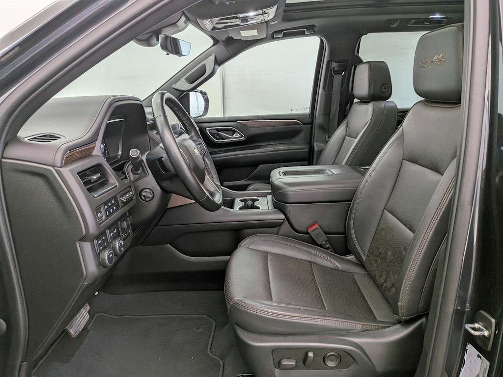 Thumbnail: 2023 Chevrolet Tahoe - 11