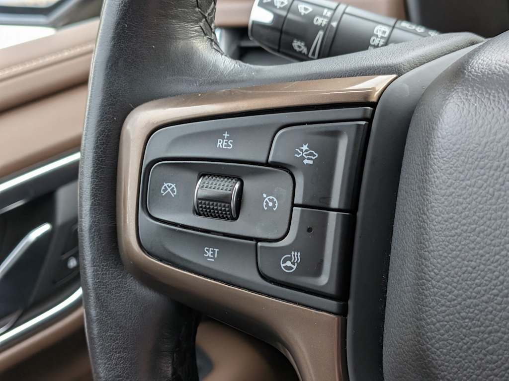 Thumbnail: 2021 Chevrolet Tahoe - 32