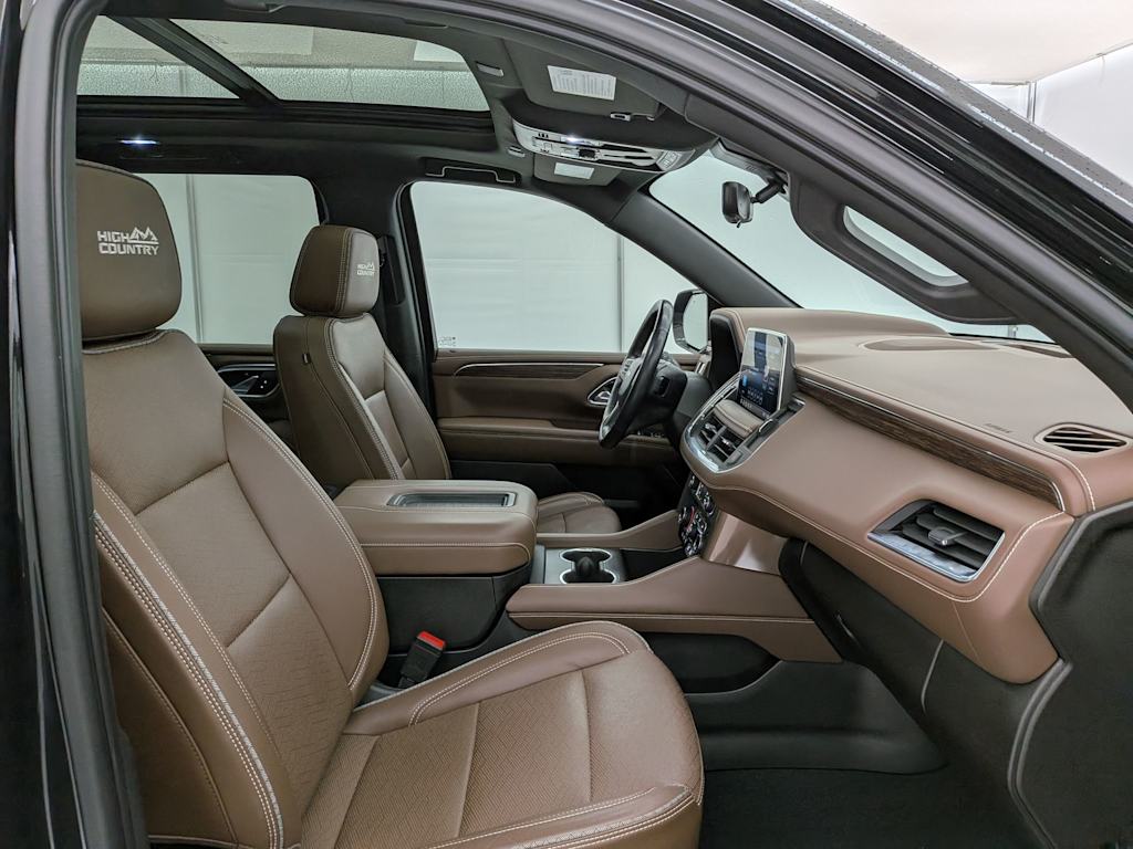 Thumbnail: 2021 Chevrolet Tahoe - 11