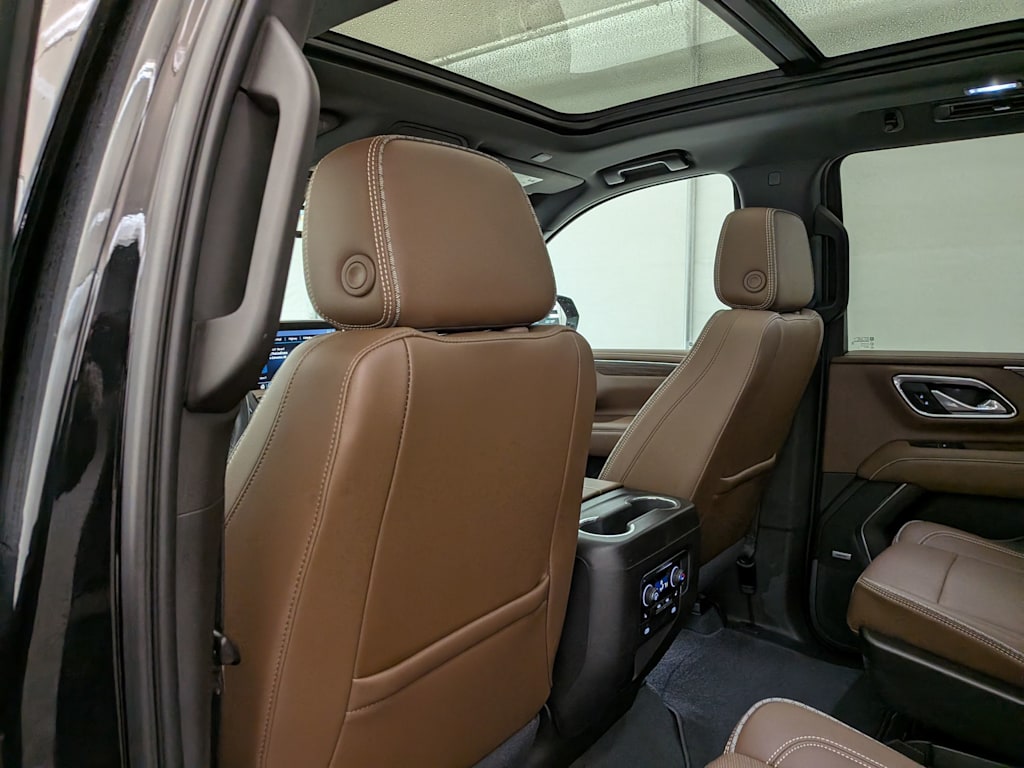 Thumbnail: 2021 Chevrolet Tahoe - 12