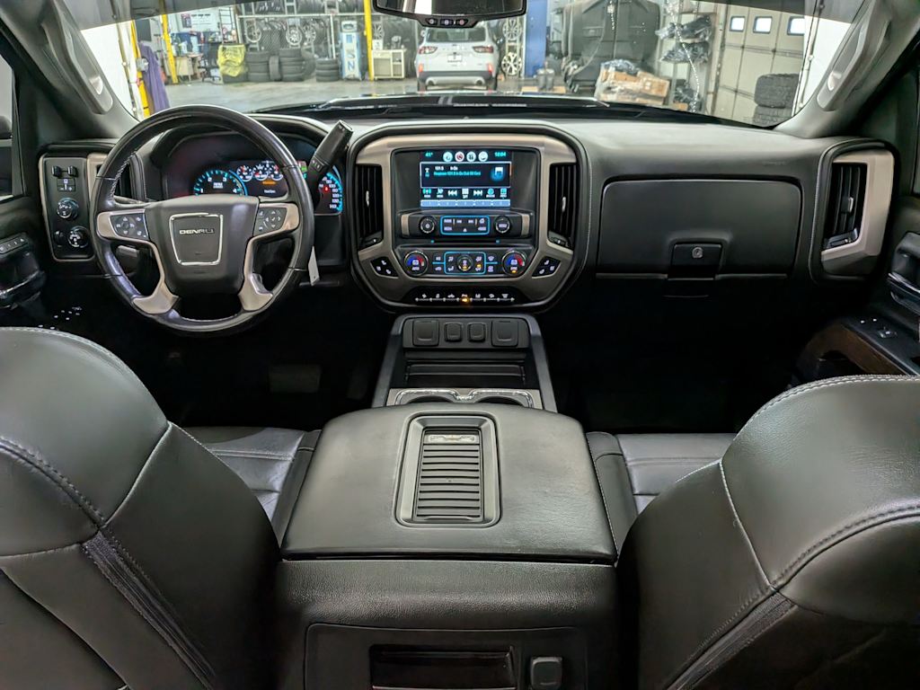 Thumbnail: 2019 GMC Sierra 2500 - 10