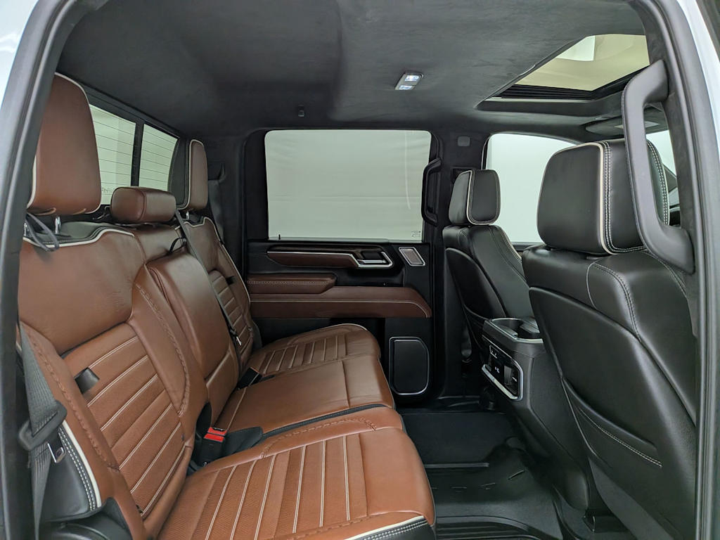 Thumbnail: 2025 GMC Sierra 2500 - 30