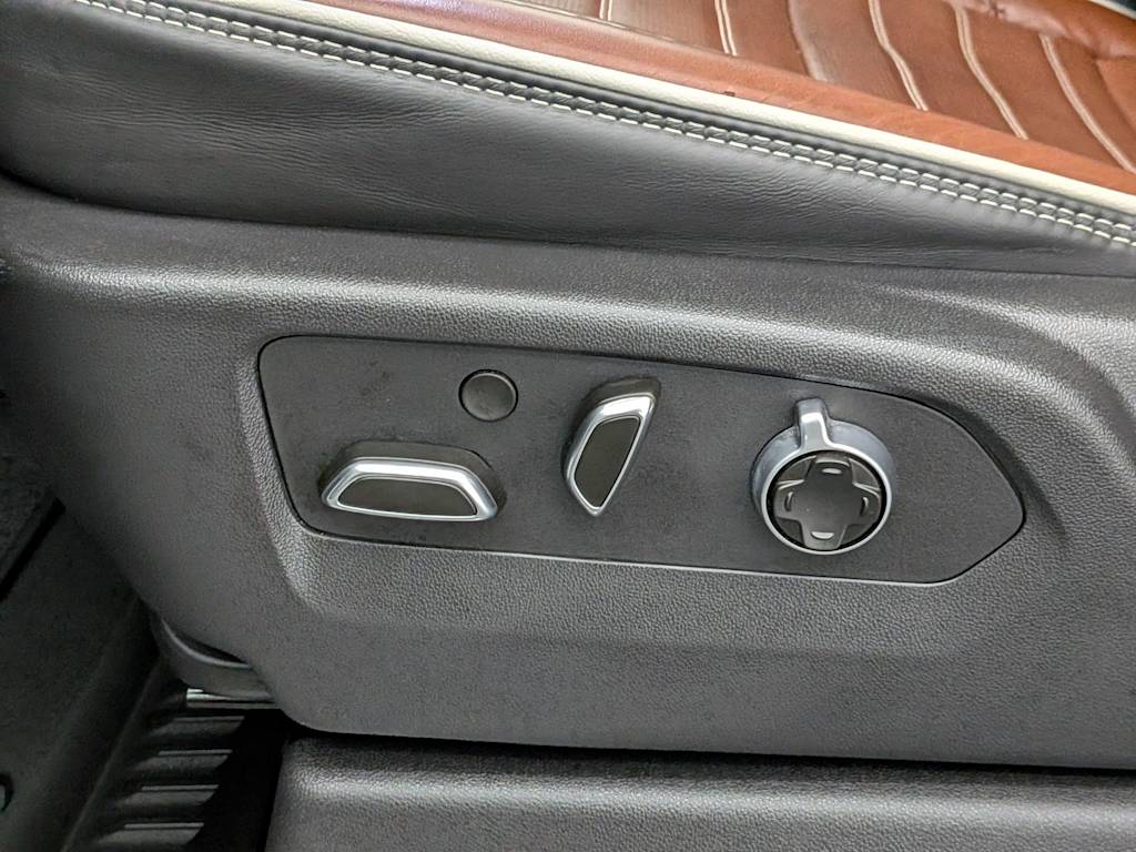 Thumbnail: 2025 GMC Sierra 2500 - 28