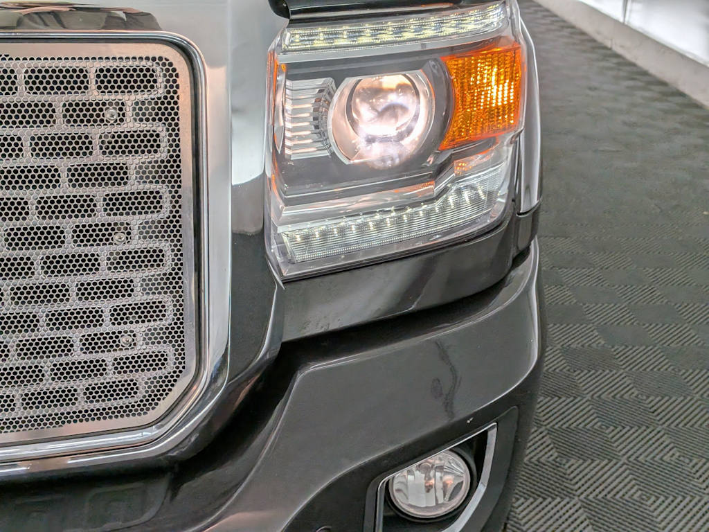 Thumbnail: 2015 GMC Sierra 3500 - 23