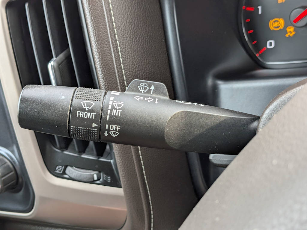 Thumbnail: 2015 GMC Sierra 3500 - 33