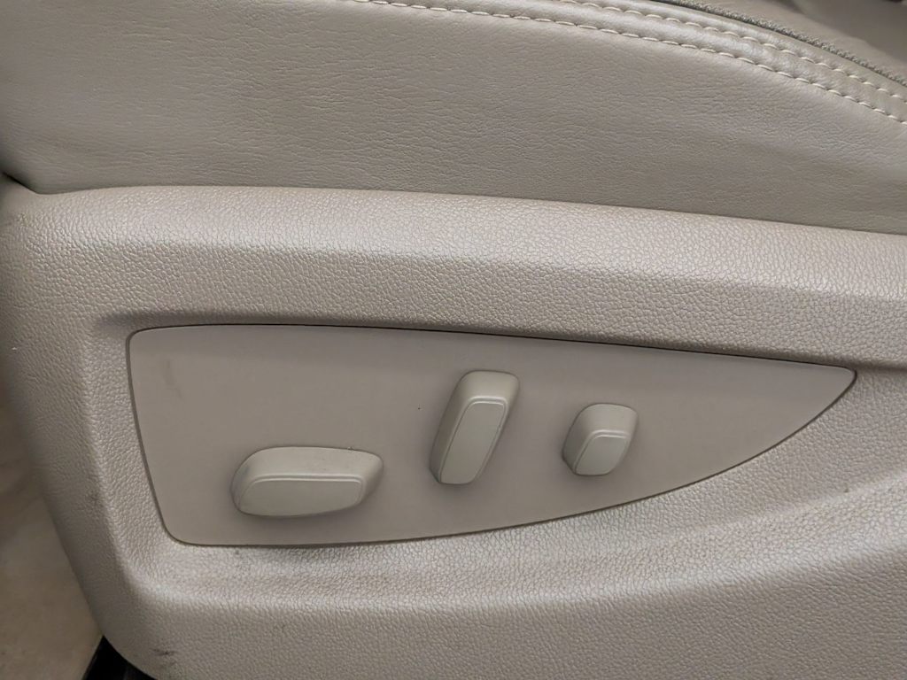 Thumbnail: 2015 GMC Sierra 3500 - 28