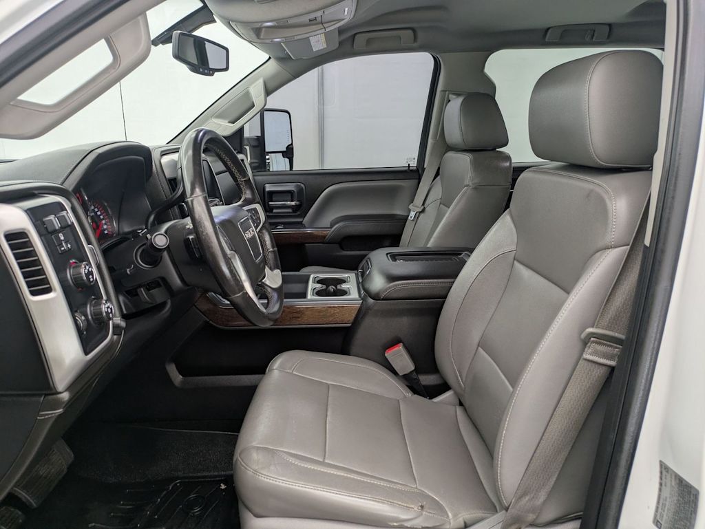 Thumbnail: 2016 GMC Sierra 3500 - 11