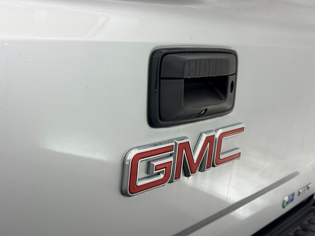 Thumbnail: 2018 GMC Sierra 3500 - 27