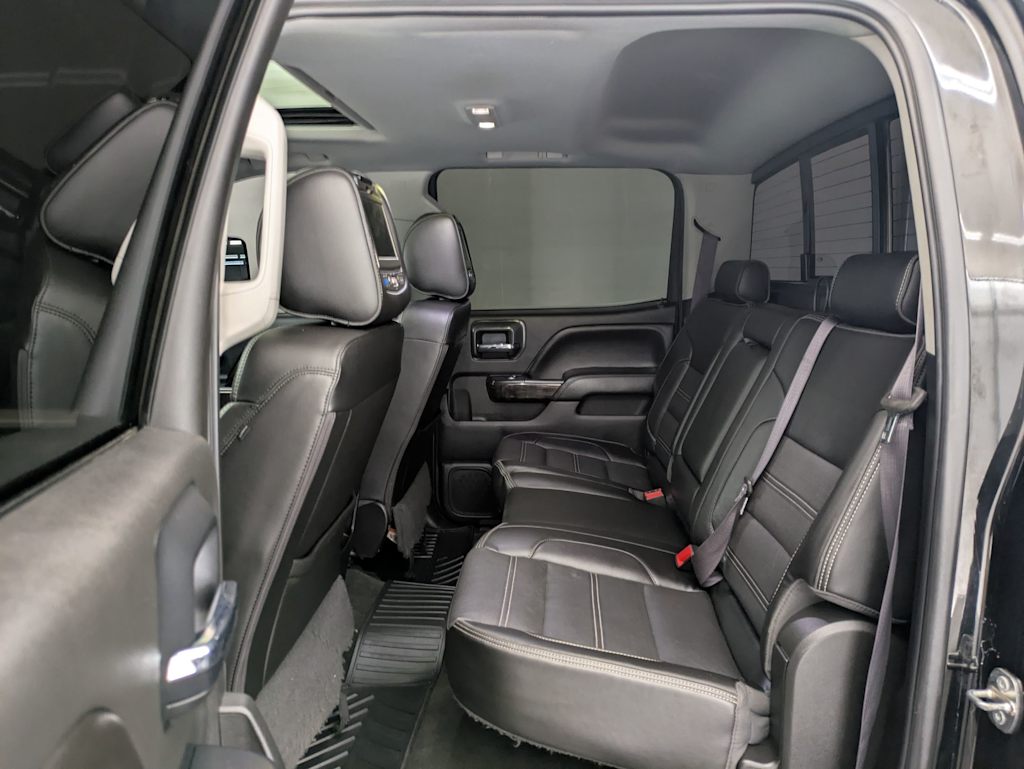 Thumbnail: 2016 GMC Sierra 3500 - 30