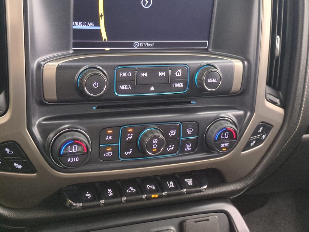 Thumbnail: 2018 GMC Sierra 3500 - 34
