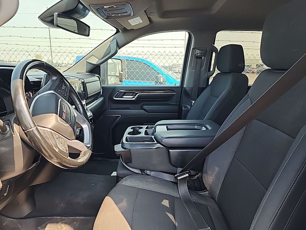 Thumbnail: 2024 GMC Sierra 2500 - 5