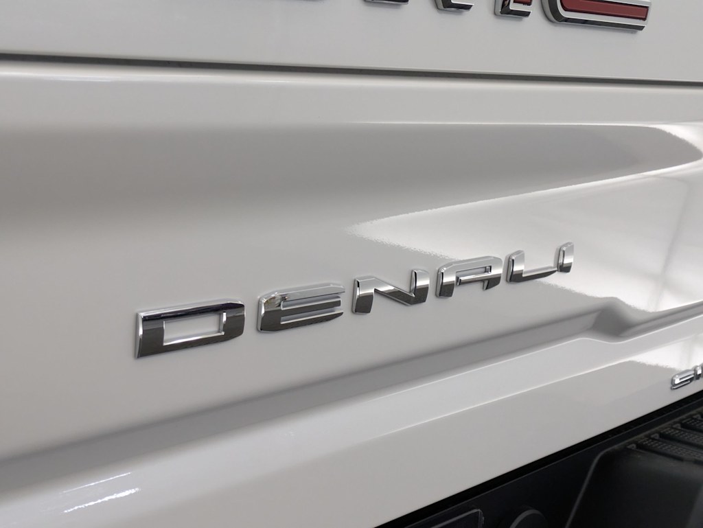 2024 GMC Sierra 2500 Denali 24