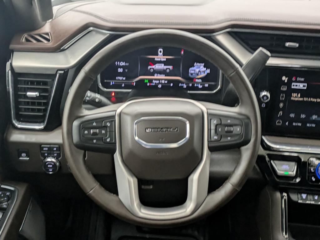 2024 GMC Sierra 2500 Denali 13