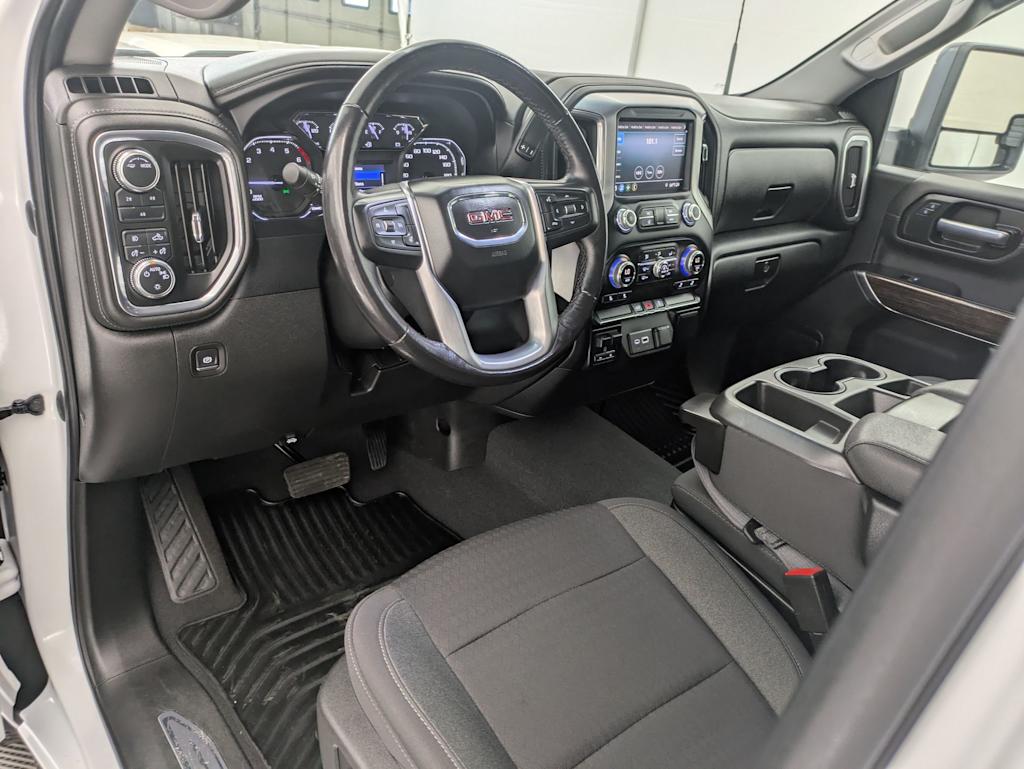 2022 GMC Sierra 3500 SLE 2