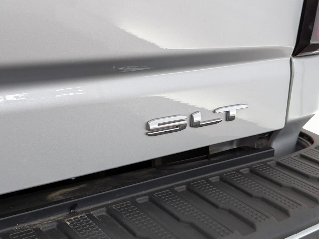 Thumbnail: 2023 GMC Sierra 3500 - 26