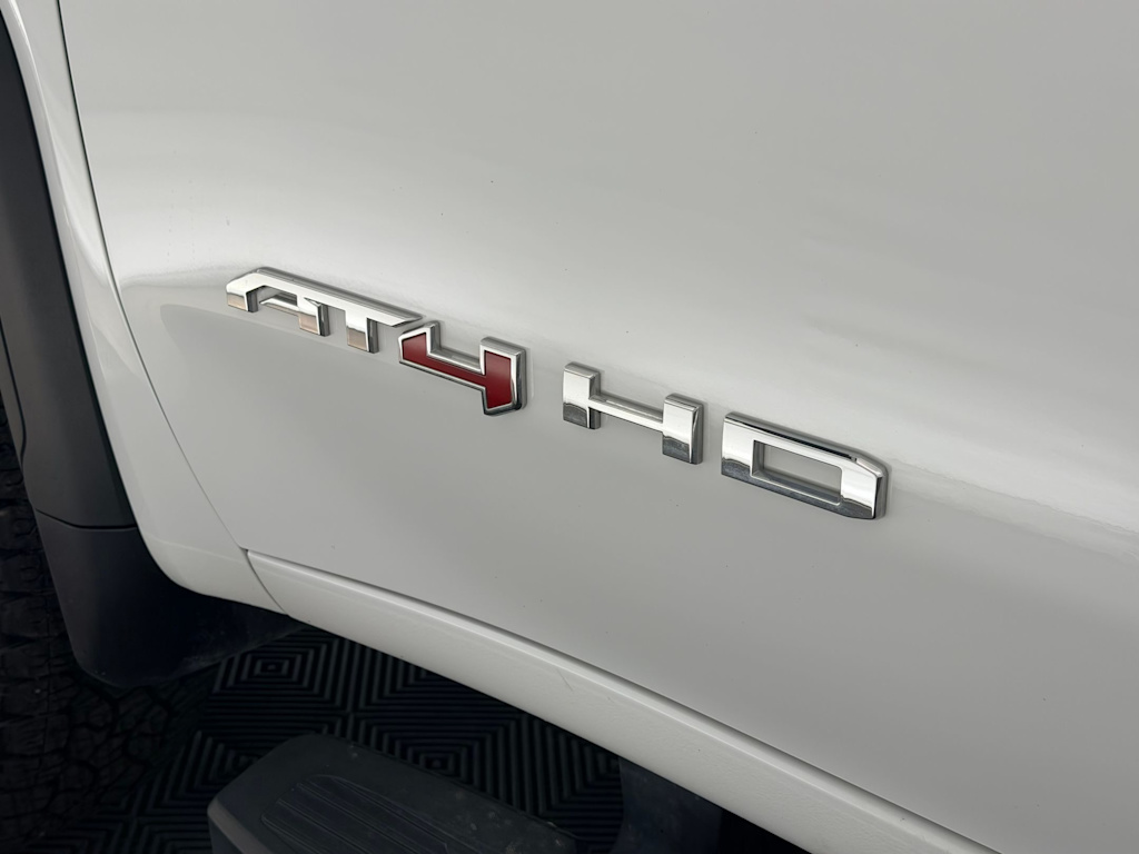 Thumbnail: 2024 GMC Sierra 3500 - 25