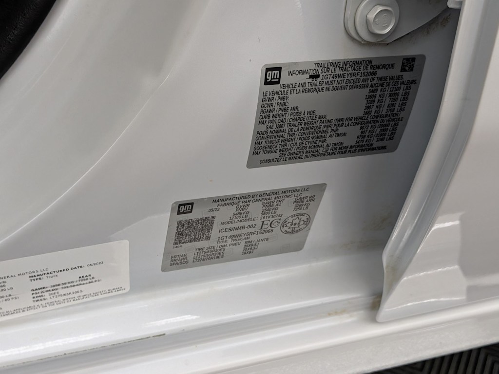 Thumbnail: 2024 GMC Sierra 3500 - 38