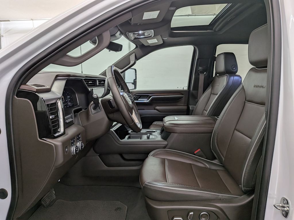 Thumbnail: 2024 GMC Sierra 3500 - 11