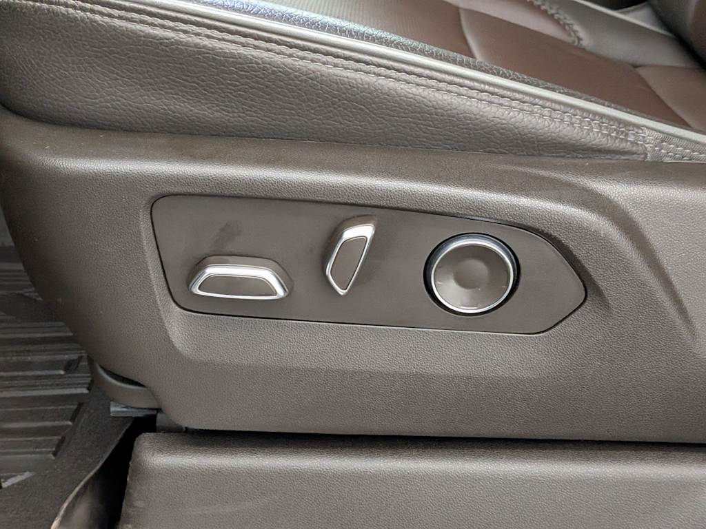 Thumbnail: 2024 GMC Sierra 3500 - 27