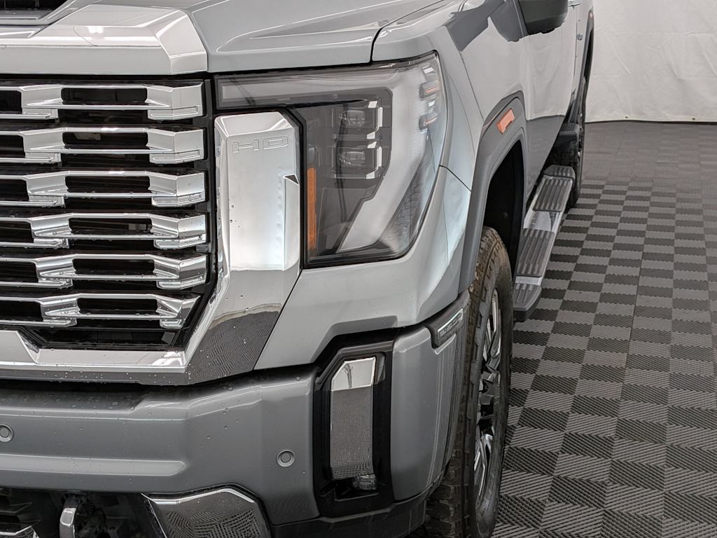 Thumbnail: 2024 GMC Sierra 3500 - 23