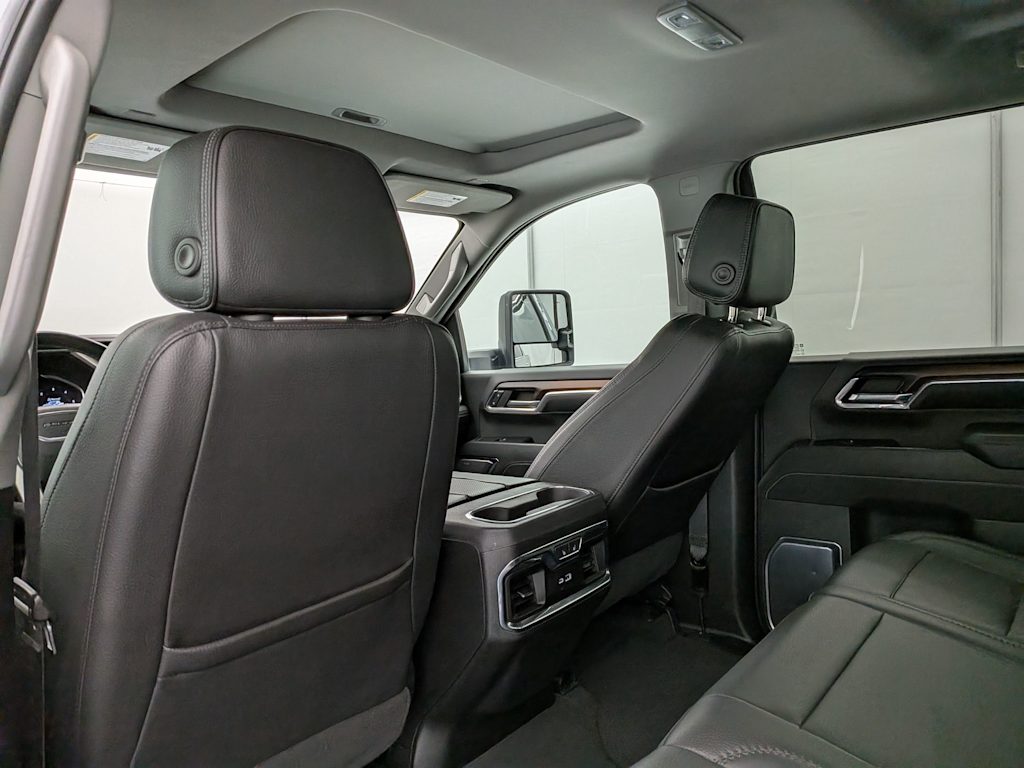 Thumbnail: 2024 GMC Sierra 3500 - 13
