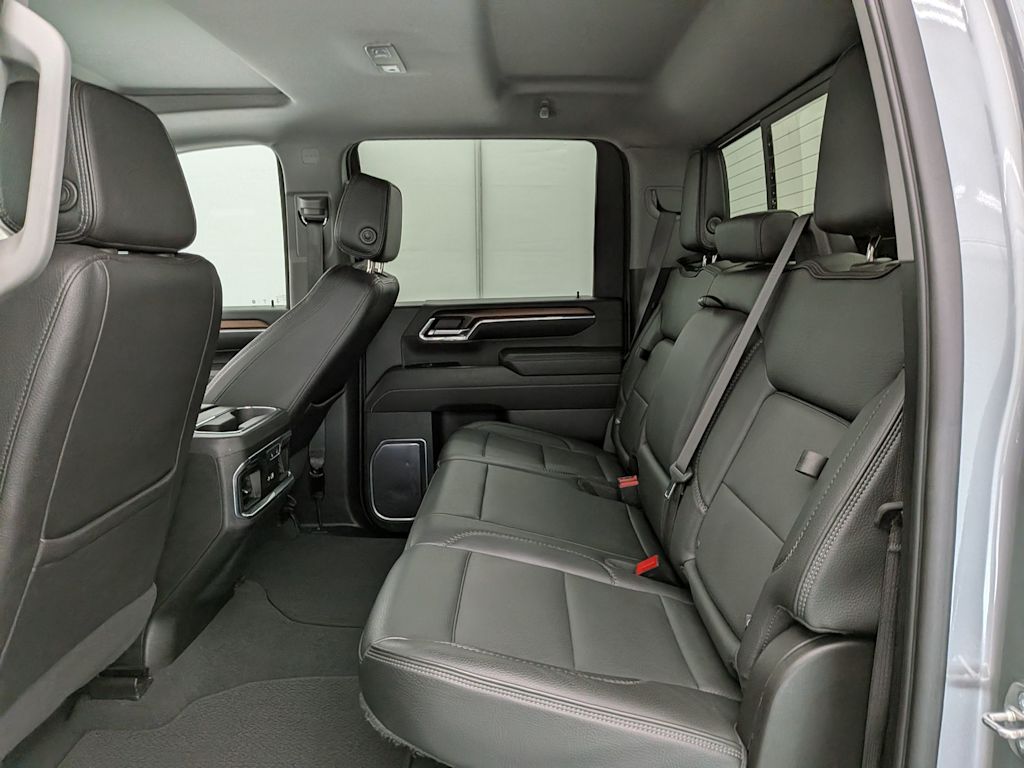 Thumbnail: 2024 GMC Sierra 3500 - 27