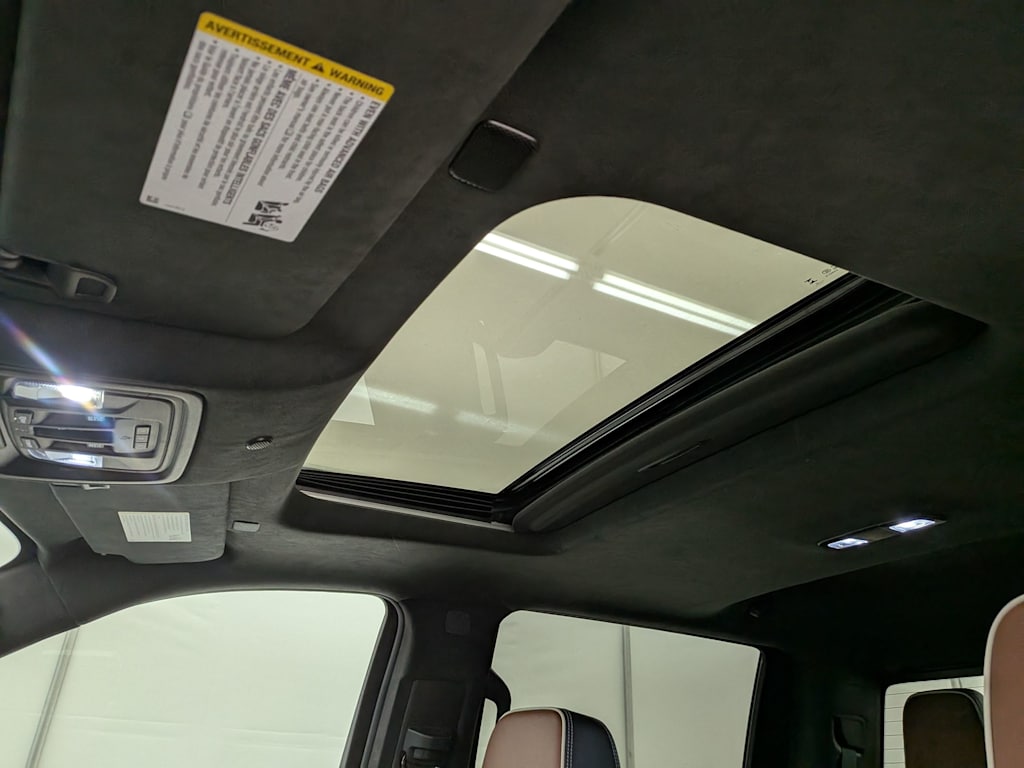 Thumbnail: 2024 GMC Sierra 3500 - 26