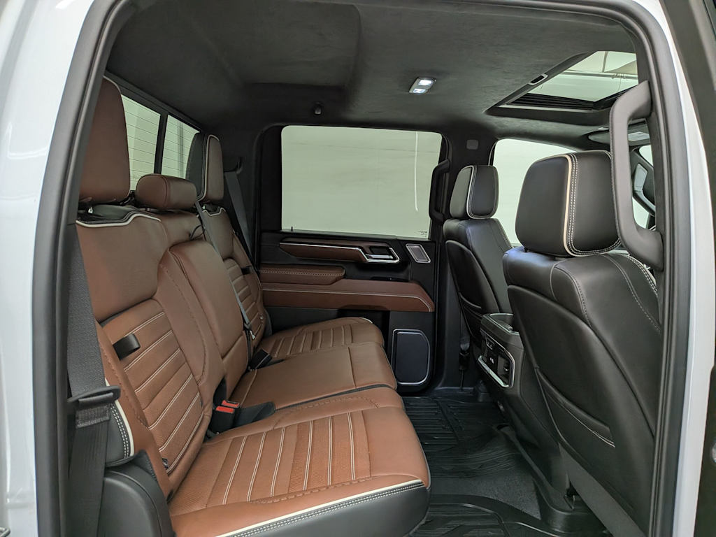 Thumbnail: 2024 GMC Sierra 3500 - 28