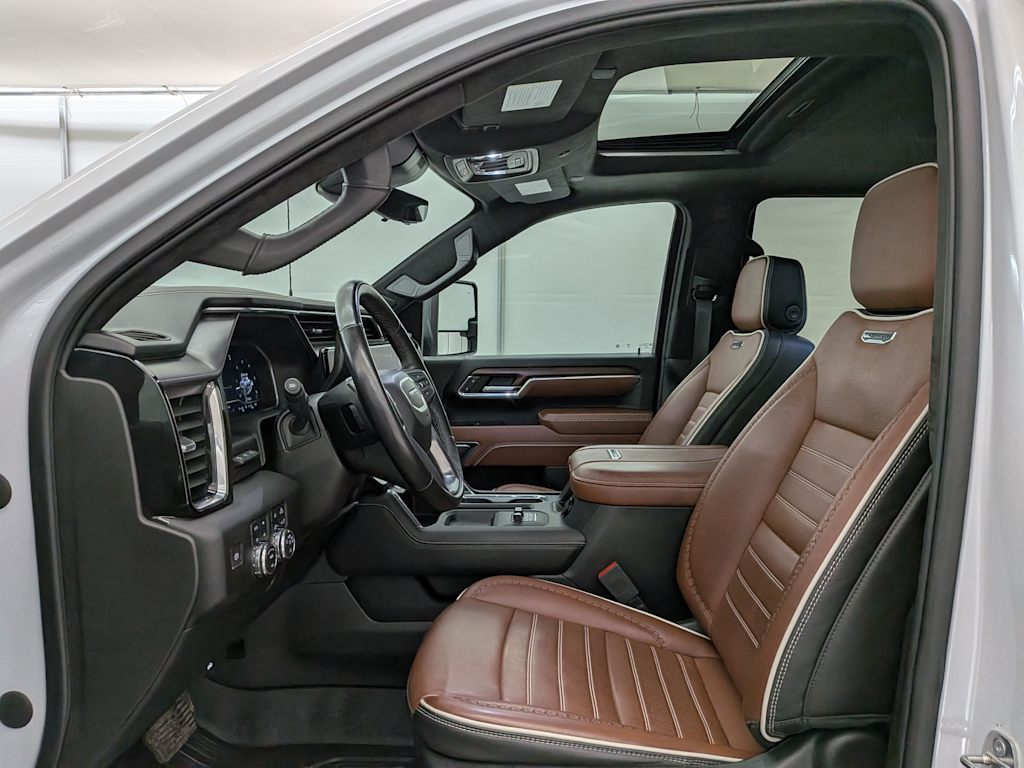 Thumbnail: 2024 GMC Sierra 3500 - 9